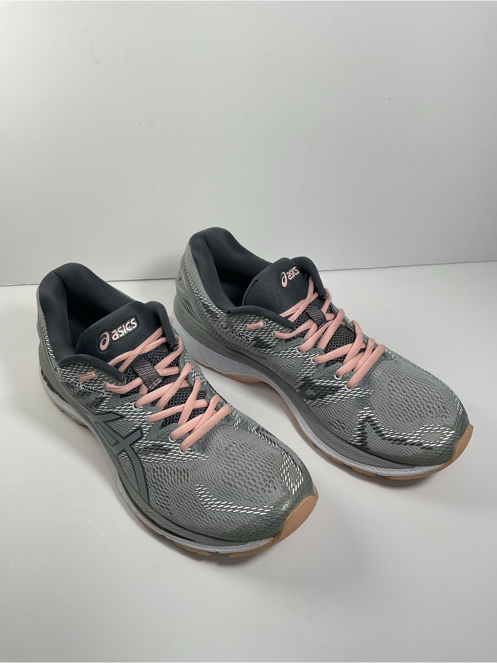 ASICS Gel Nimbus 20 Women’s Size 9 Gray Pink Running Athletic Shoes T850N - Picture 3 of 10